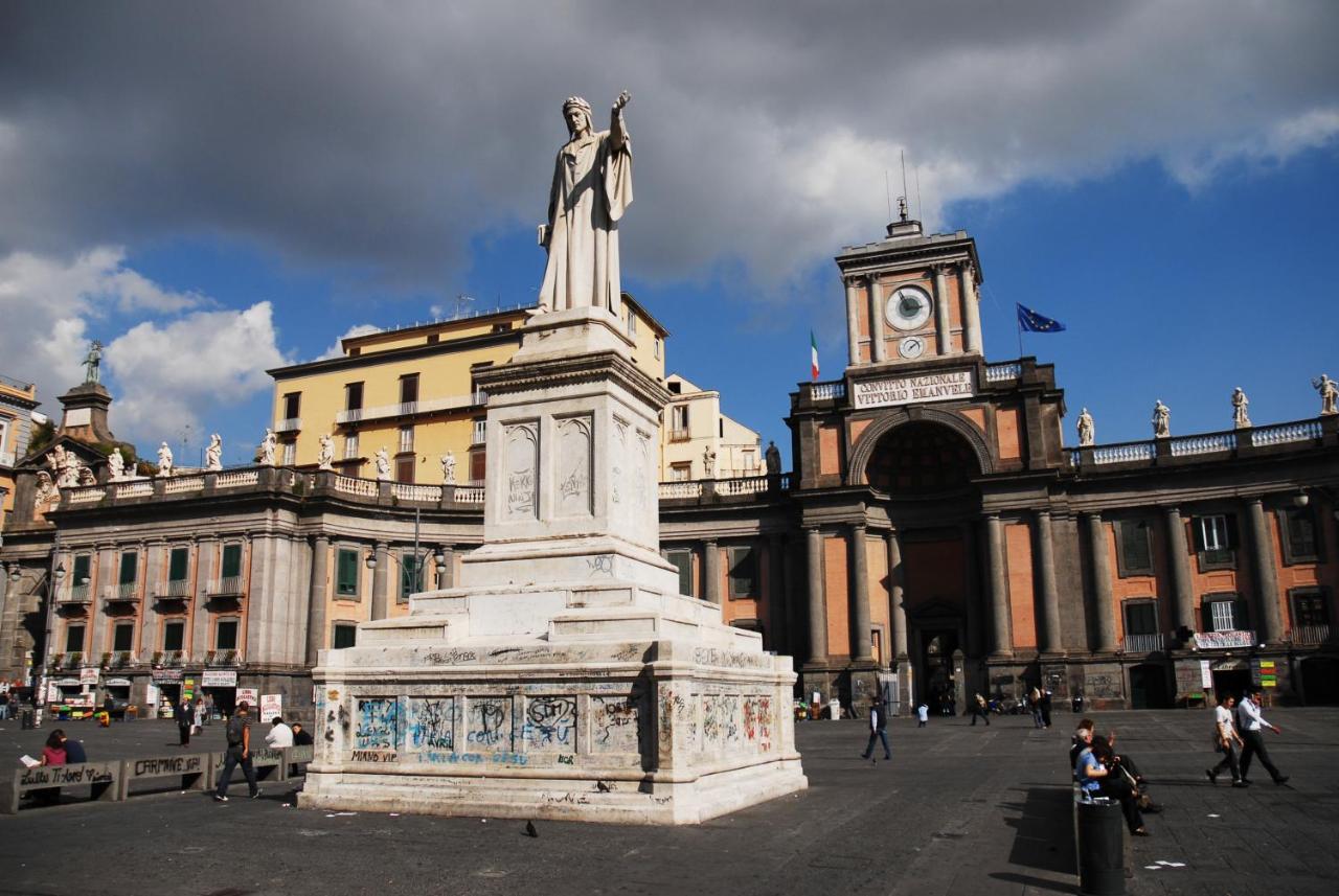 Napoli Cityscape Екстериор снимка